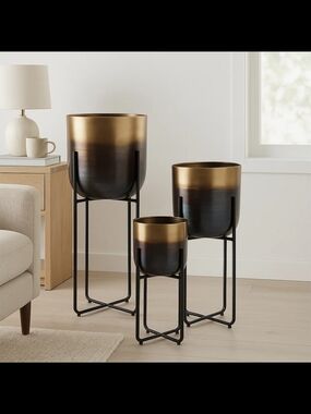 Gold Ombre Metal Planter Set with Black Stands NWT
